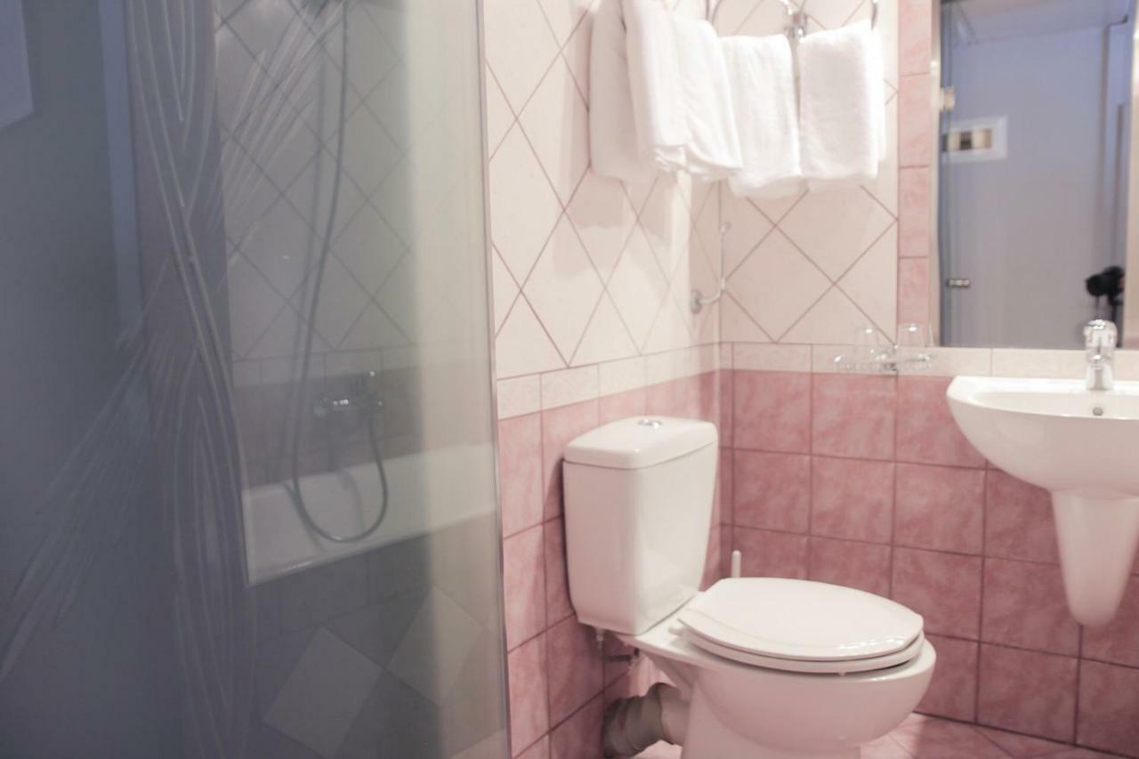 Hotel Victory Athens Ngoại thất bức ảnh